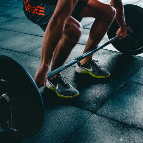 Regaining Confidence with the Standard Barbell Deadlift foppa.casa